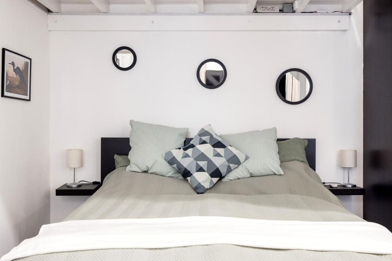 Charming Downtown Hideaway Steps From New York Cafe! Leilighet Budapest Eksteriør bilde
